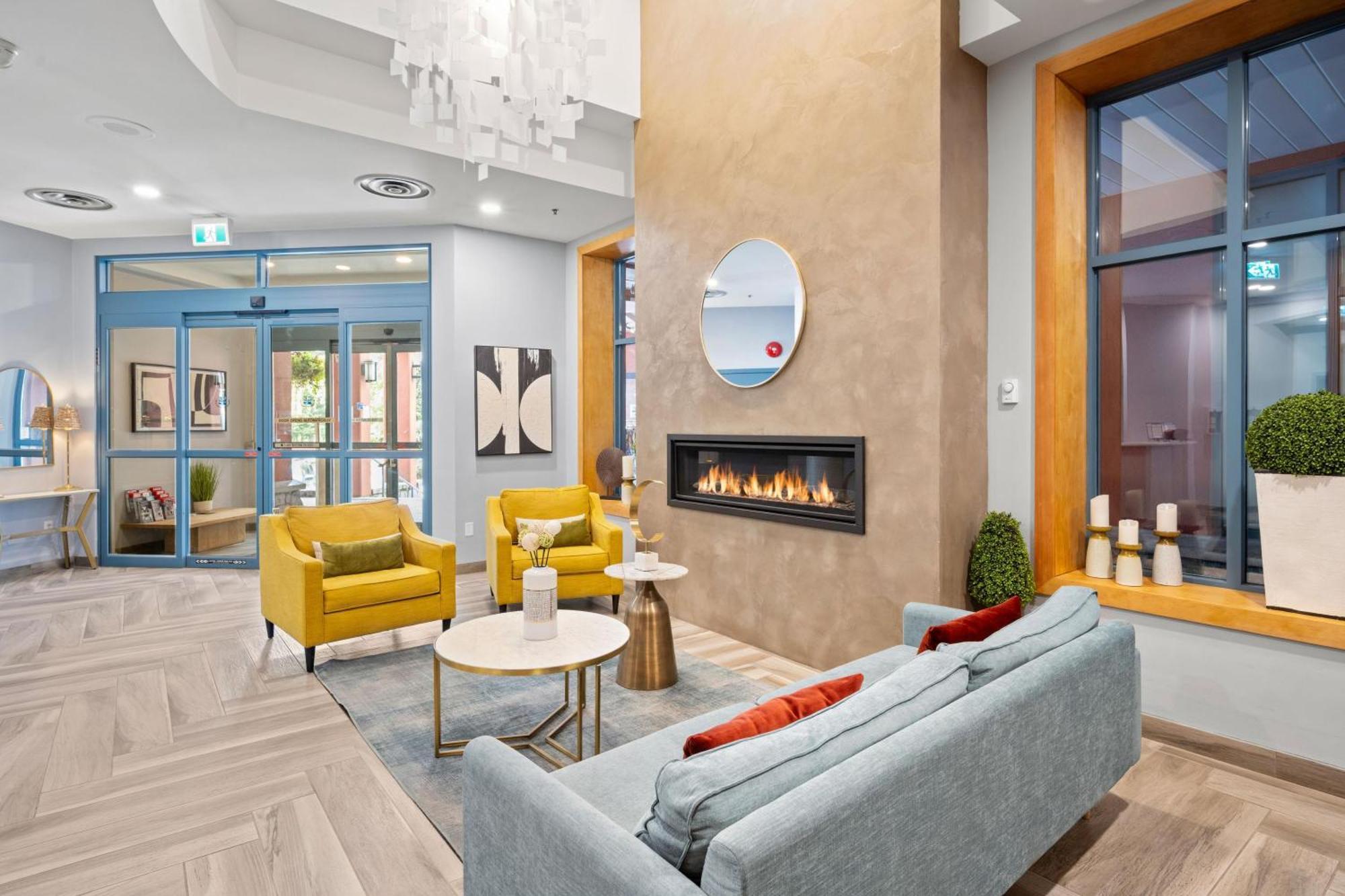 Alpenglow Lodge Family Studio With Murphy Bed By Mva Whistler Exterior foto